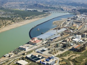 Flix (Tarragona) . 165 millones de Euros costará la descontaminación de mercurios, organoclorados y metales pesados, de uno de los lugares más contaminados de Europa. 